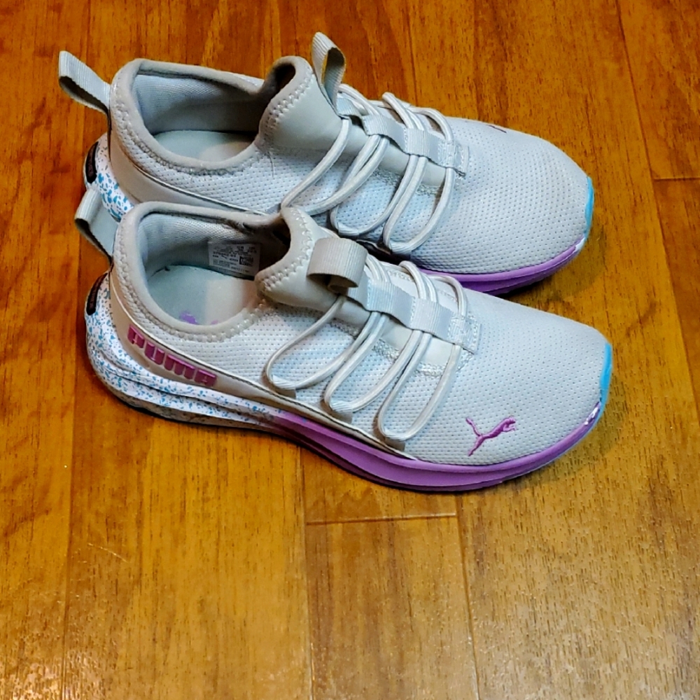 Girl's Size 4.5 Puma Softride Slip On Tennis Shoes
